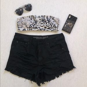 American eagle high waisted black shorts